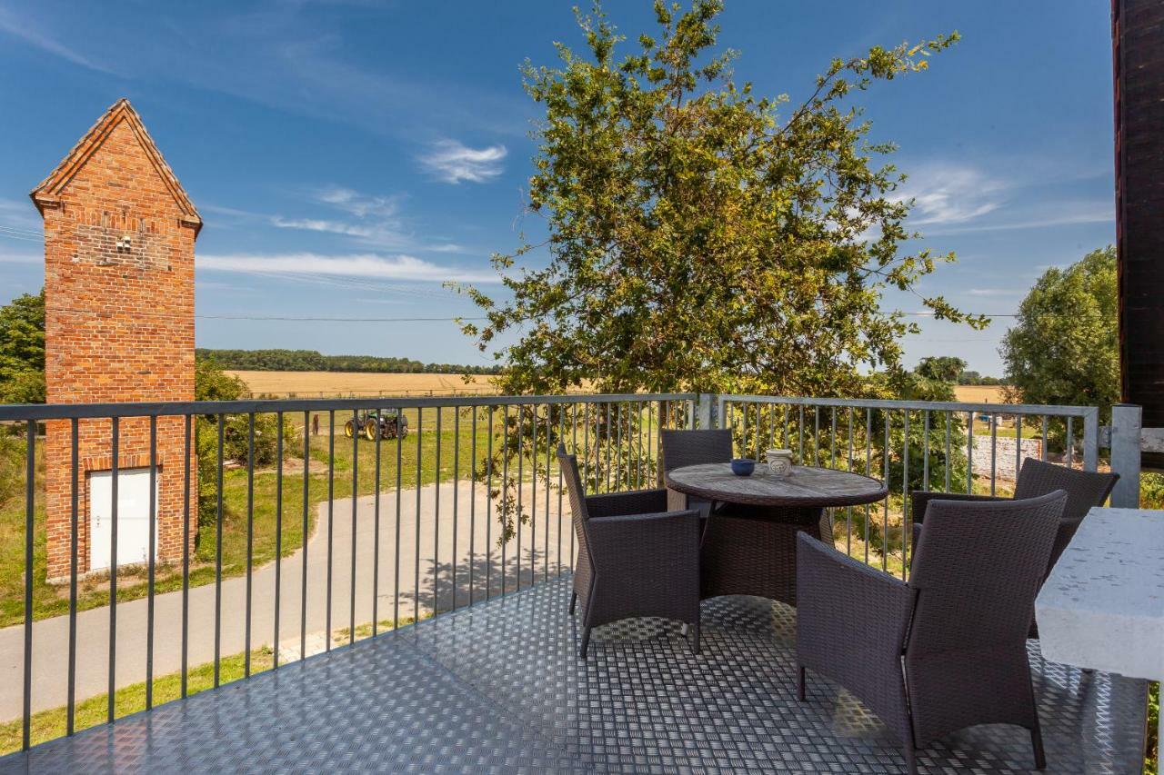 FEWO Reitanlage bei Altefähr Rambin Exterior foto